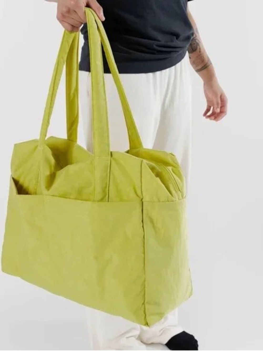 NWOT BAGGU Lemongrass Regular Cloud Carry On